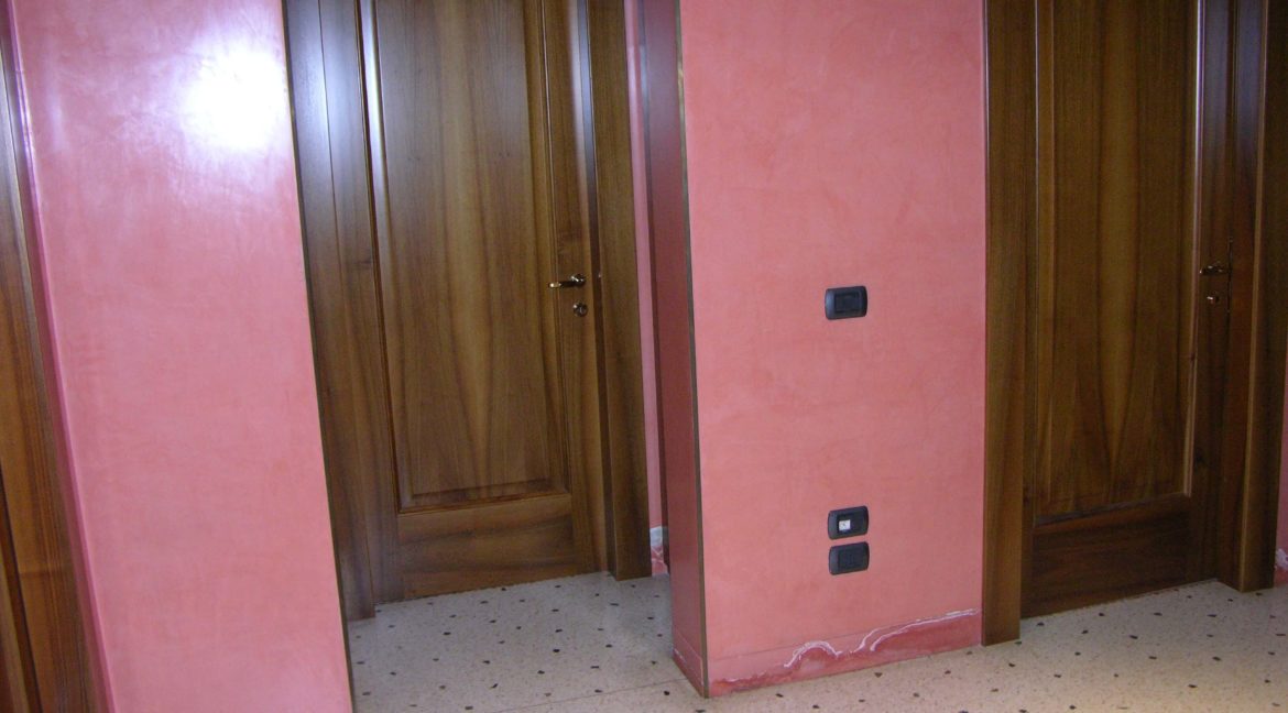 438.foto24