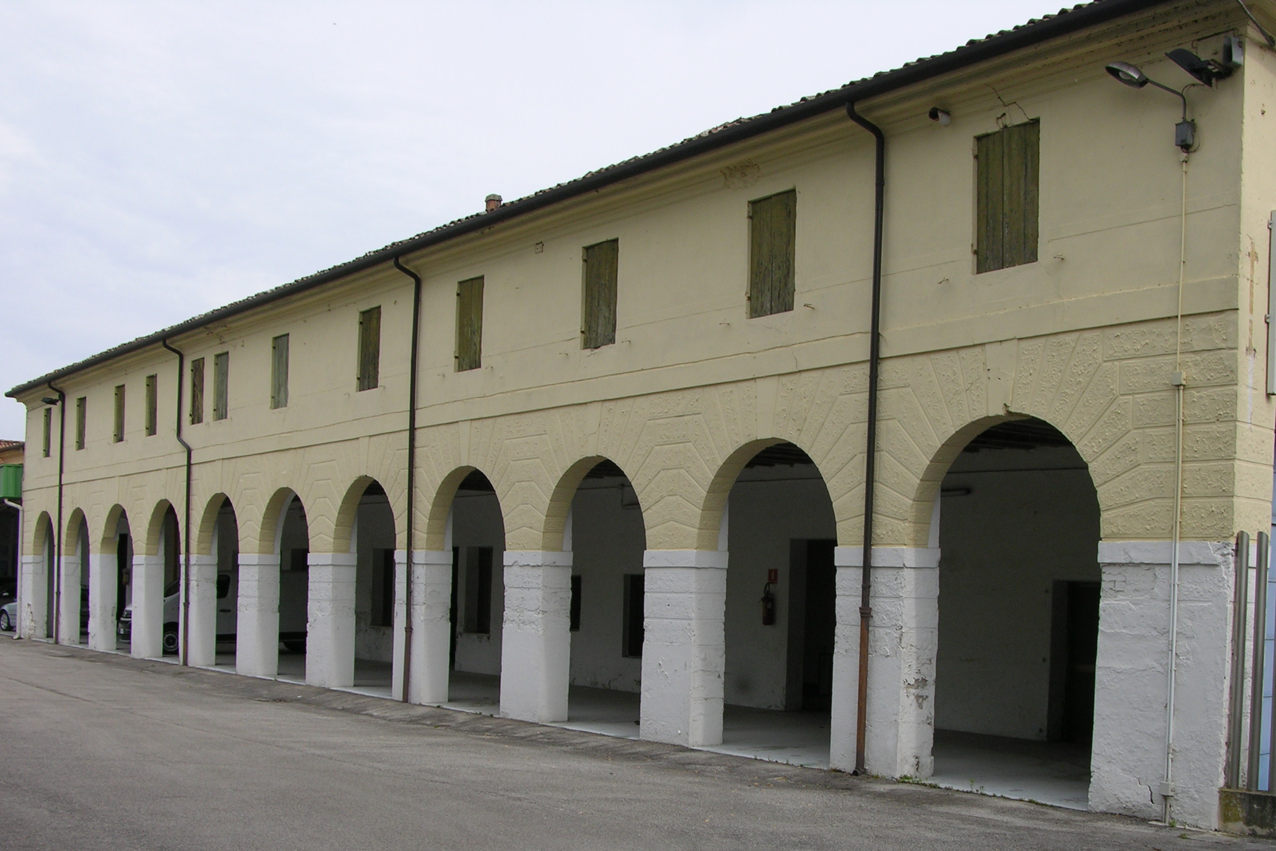 Barchessa e spazi edificabili S. Maria del Rovere